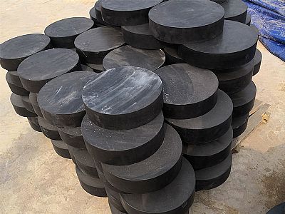 澳门板式橡胶支座由若干层橡胶片与薄钢板经加压硫化